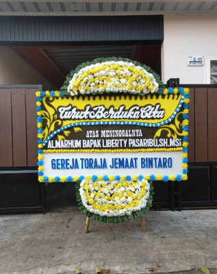 Papan Bunga Duka di Aceh Besar